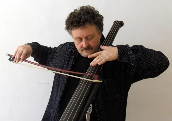 Bild: 10:48 - Neue Musik im Kubinhaus Zwickledt/OÖ