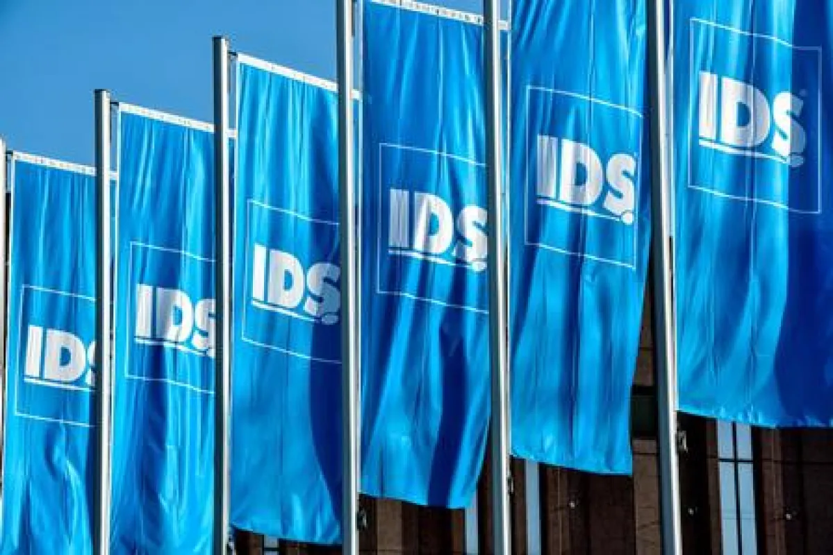 Die IDS präsentiert alle Produktweiterentwicklungen und Services der Dentalindustrie (© Koelnmesse)