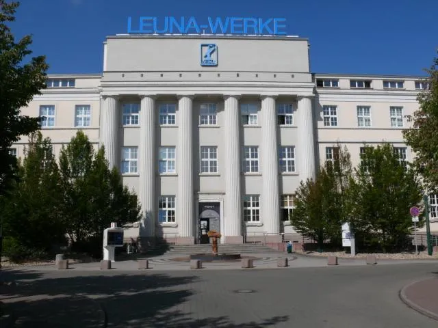 Tag der offenen Tür bei EDU.CON in Leuna Bild: Tag der offenen Tür bei EDU.CON in Leuna