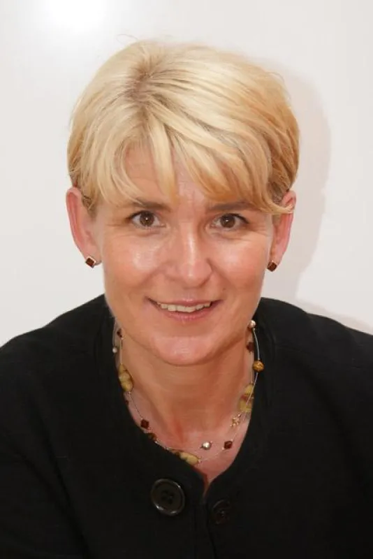 Prof. Dr. Elisabeth van Bentum.