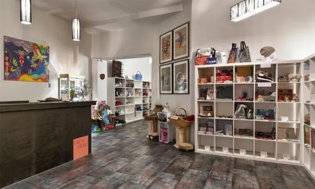 Bild: Die Fachfrau eröffnet in Berlin und bietet originelle Weihnachtsgeschenke von Berliner Kreativen