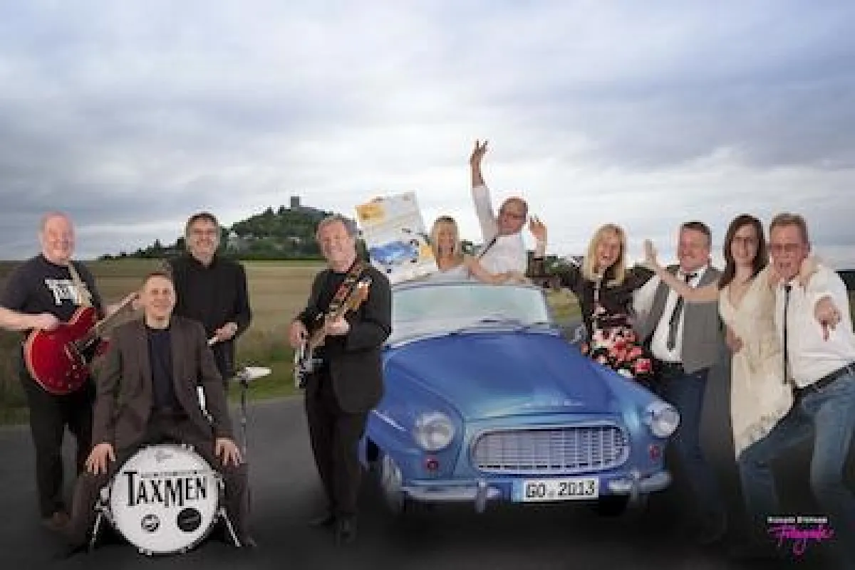 Deutschlands Oldiefestival: Musik, Motoren, Modetrends