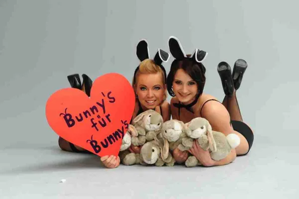 Bild: "Tier-&-Partner" unterstützt Aktion "Bunnys für Bunnys" vom Tierschützbündnis "Kaninchenmast, nein danke"
