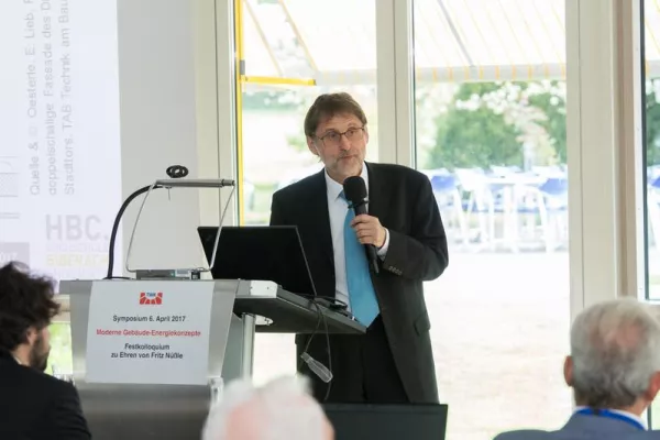 Bild: Landesforschungszentrum Geothermie: Prof. Roland Koenigsdorff leitet wissenschaftlichen Beirat