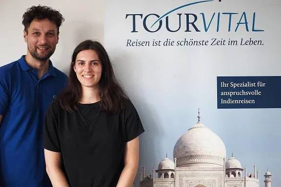 Neue Ausbildung „Kaufmann/-frau im E-Commerce“: Tour Vital bildet aus – erster Azubi im August gestartet Bild: Neue Ausbildung „Kaufmann/-frau im E-Commerce“: Tour Vital bildet aus – erster Azubi im August gestartet