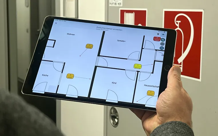 Bild: Digitale Brandschutzbegehungen mit mobiPlan gemeinsam mit Defensio Ignis