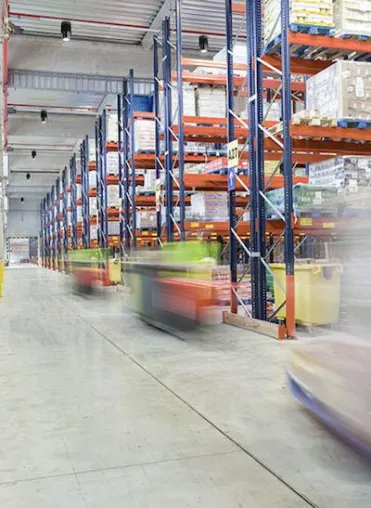 Bild: Glamox i95-P: Neue Industrie-Pendelleuchte