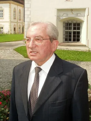 Bild: Beliebter Philosophiedozent wird 80