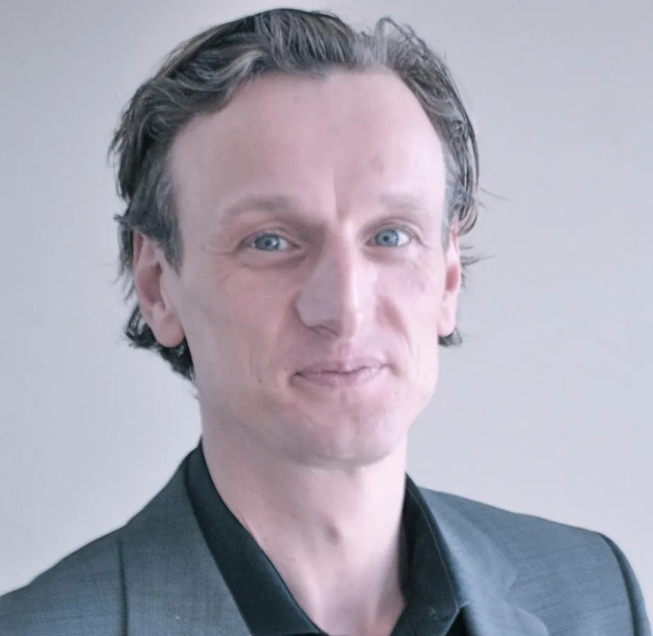 Green Technology Staffing, Conrad Eß