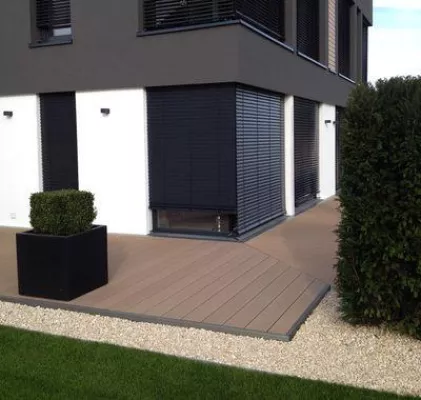 Bild: Plenera Gartendielen - die neue Generation vom Bodenbelag für Garten oder Terrasse
