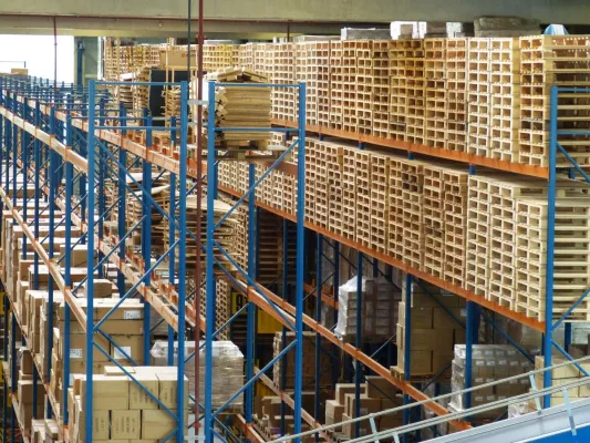 Bild: Kaum Pause - Betriebsverpflegung bei Paketzusteller, Transport- & Logistikunternehmen