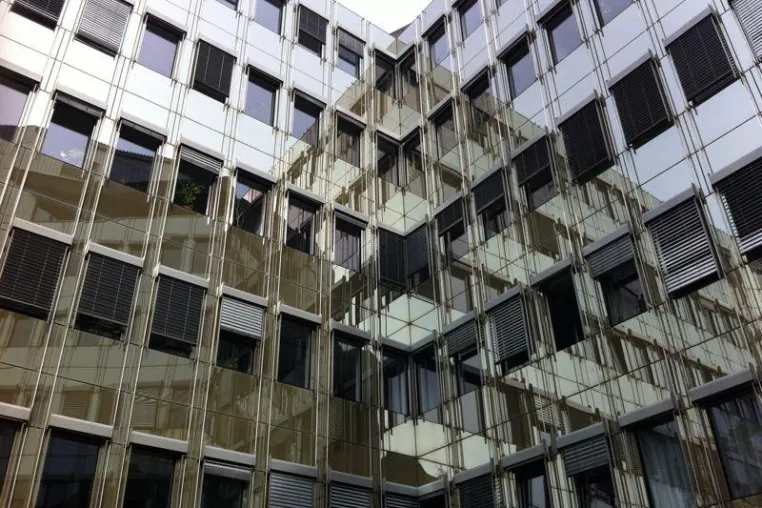 Ein heller Stern über Berlin - Fensterbauer aus der Hauptstadt zeigen wie es geht Bild: Ein heller Stern über Berlin - Fensterbauer aus der Hauptstadt zeigen wie es geht