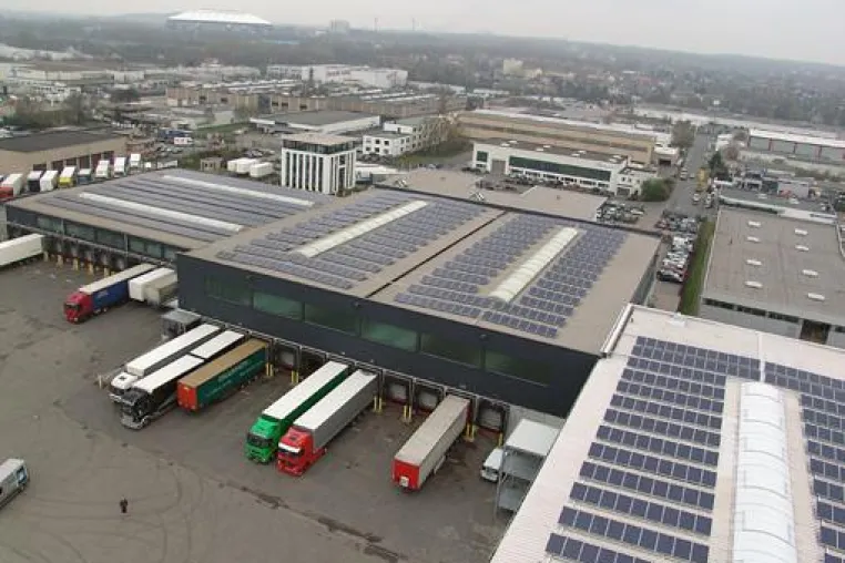Bild: LOXX lässt die Sonne rein - Größte Solaranlage der Solarstadt Gelsenkirchen