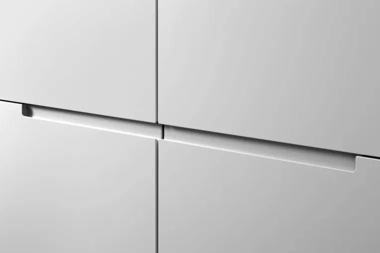 Oberflächenvielfalt im neuen DIREKT-Programm: Individuelle Fronten und Bauteile online konfigurieren Bild: Oberflächenvielfalt im neuen DIREKT-Programm: Individuelle Fronten und Bauteile online konfigurieren
