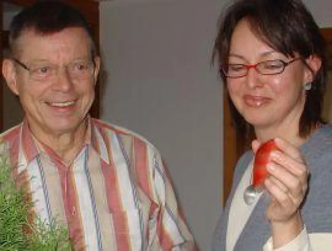 Karlheinz Moosig entwickelte das Fair-Streit-Training und übergibt an langjährige Co-Leiterin Andrea Marschall-Schneider.
