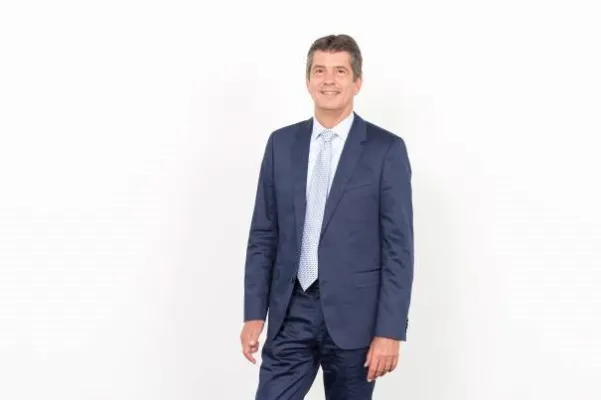 Mit Leasing und Mietlösungen Jahresendgeschäft realisieren und die Bilanz des Kunden optimieren Bild: Mit Leasing und Mietlösungen Jahresendgeschäft realisieren und die Bilanz des Kunden optimieren