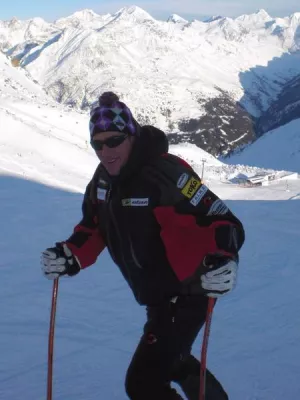 Skiweltrekordhalter Christian Flühr setzt auf Bollé Bild: Skiweltrekordhalter Christian Flühr setzt auf Bollé