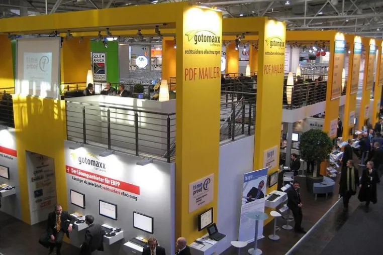 Der Domino-Effekt setzt ein–gotomaxx trumpft auf der CeBIT mit Komplettlösungen für digitales Beleg-Management Bild: Der Domino-Effekt setzt ein–gotomaxx trumpft auf der CeBIT mit Komplettlösungen für digitales Beleg-Management