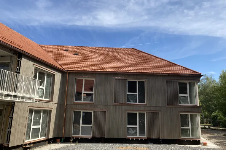 Bild: Komm, bau ein Haus, das uns beschützt!