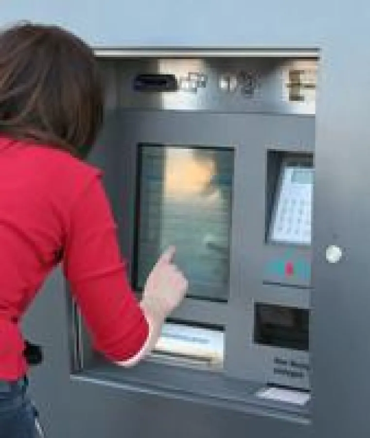 Optimale Beratung und Medikamenten-abgabe – ohne Gefahr einer weiteren Ansteckung bei erkrankten Personen