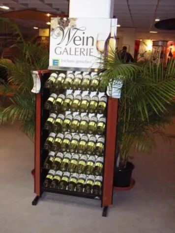 Bild: Wein für Kenner und Genießer attraktiv platziert