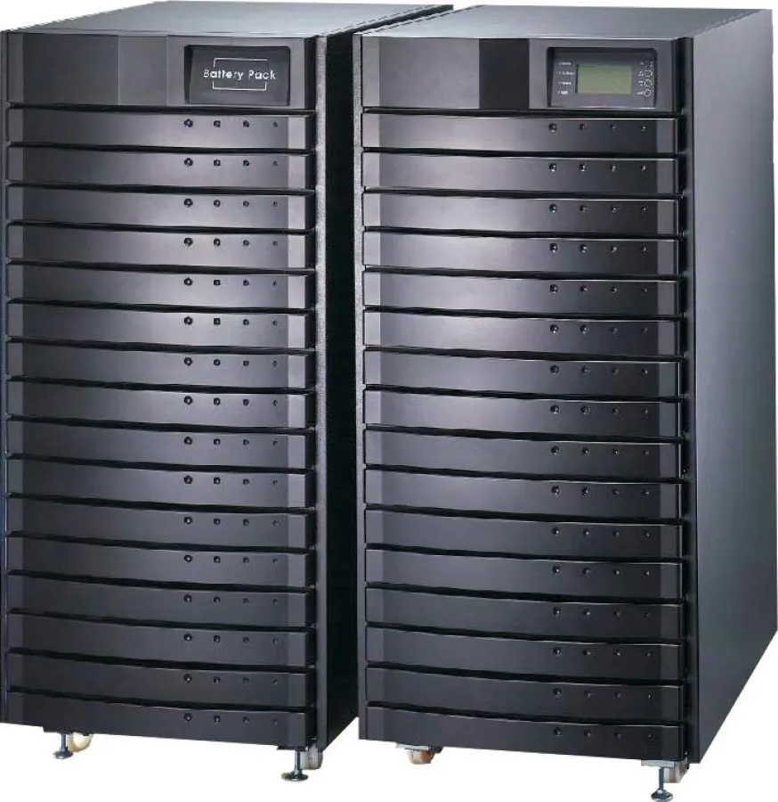 EFFEKTA USV: die neue MHD modular. Erreicht mit bis zu sechs Modulen eine Gesamtleistung von max. 24 kVA.