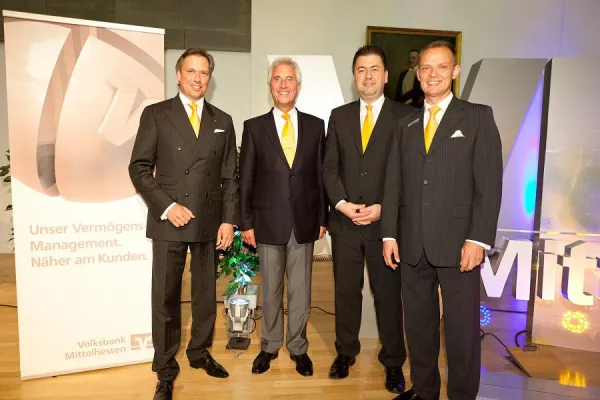 Bild: Robert Halver begeistert Kunden der Volksbank Mittelhessen