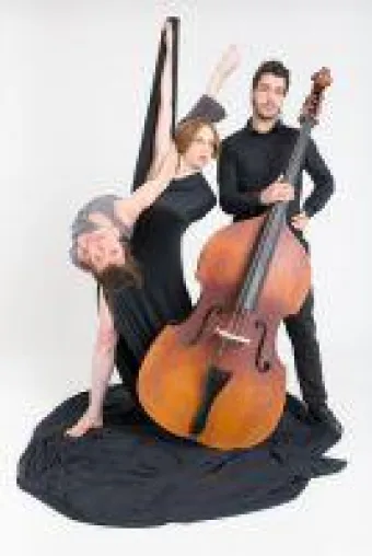 Premiere in Wien: Tanztheaterstück "Hiraeth - I carry someone else's memory" Bild: Premiere in Wien: Tanztheaterstück "Hiraeth - I carry someone else's memory"