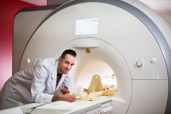 Bild: Auf dem besten Weg zur MRT-Sicherheit