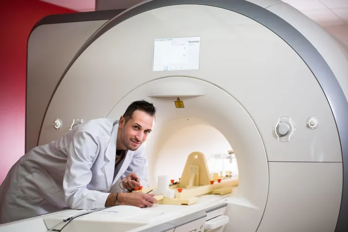 Auf dem besten Weg zur MRT-Sicherheit Bild: Auf dem besten Weg zur MRT-Sicherheit