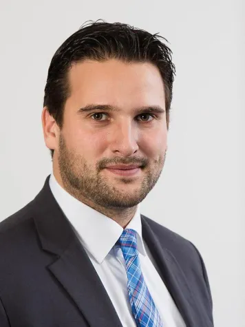 Bild: Dritte Generation am Steuer bei BRUNATA Hamburg