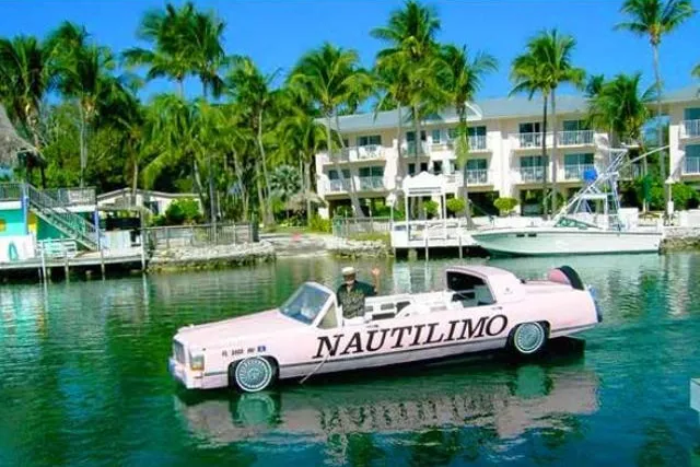 Bild: Bootstour in der Stretchlimousine