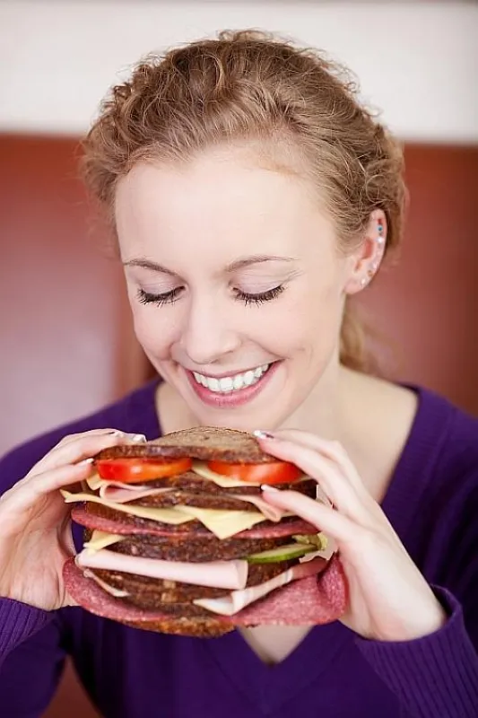 Ohne Heißhunger durch die Fastenzeit - Gesund abnehmen mit Slimdesta Sättigungshilfe Kapseln von Biolabor