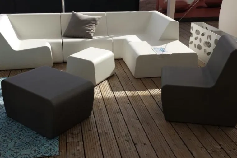 Materialausstellung des Design-Centers Baden-Württemberg im Haus der Wirtschaft Stuttgart Bild: Materialausstellung des Design-Centers Baden-Württemberg im Haus der Wirtschaft Stuttgart