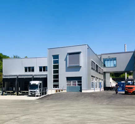 Neubau verkürzt die Wege - Isabellenhütte investiert in neues Logistikzentrum Bild: Neubau verkürzt die Wege - Isabellenhütte investiert in neues Logistikzentrum