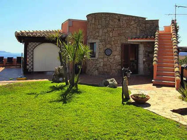 Bild: Im Ferienhaus auf Sardinien die Seele baumeln lassen