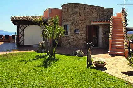 Bild: Im Ferienhaus auf Sardinien die Seele baumeln lassen
