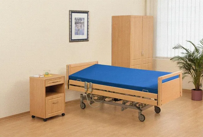 Bild: DekubiaCasa - Pflegebett mit Wendevorrichtung