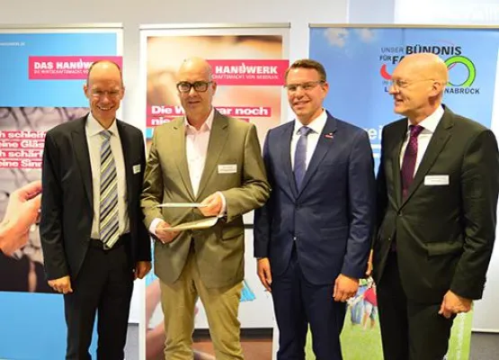 Bild: AGW zertifiziert zum "Familienfreundlichen Arbeitgeber Osnabrück"