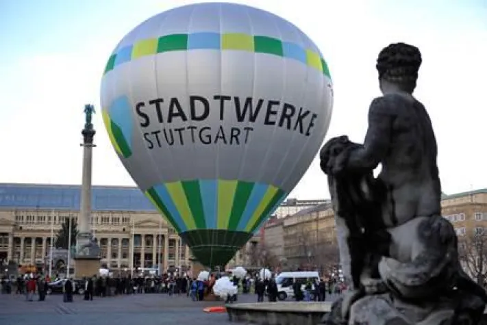 Bild: Heißluftballon „Stadtwerke Stuttgart“ hebt ab