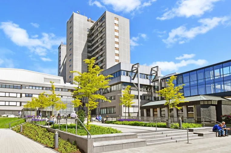 Bild: Focus kürt sechs Top-Mediziner des Knappschaftskrankenhauses Bochum