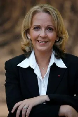 Bild: NRW-Ministerpräsidentin spendet 1.000 Euro: Hannelore Kraft unterstützt Menschen mit geistiger Behinderung