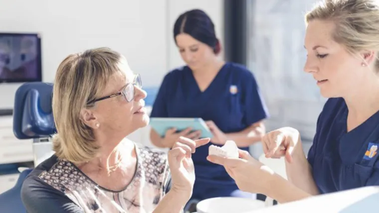 Wann ist ein Knochenaufbau vor einer Zahn-Implantation nötig? Bild: Wann ist ein Knochenaufbau vor einer Zahn-Implantation nötig?