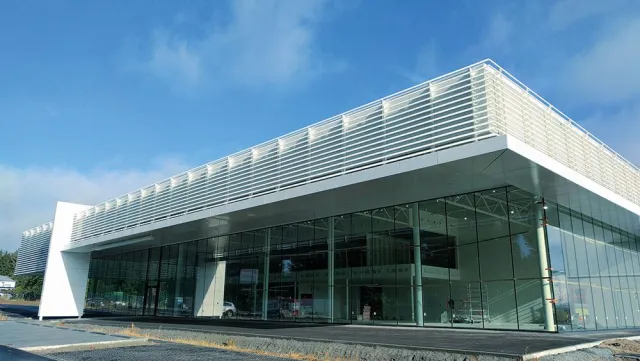 Freude am Bewahren - The Coatinc Company veredelt BMW-Autohaus in Brüssel Bild: Freude am Bewahren - The Coatinc Company veredelt BMW-Autohaus in Brüssel