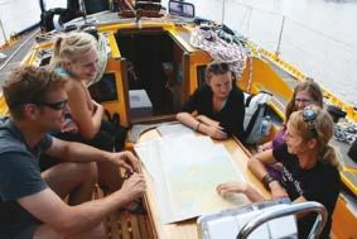 Bild: Start des 5. Meereswettbewerbs "Forschen auf See"