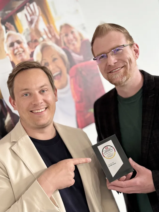 Geschäftsführer_Fabian_Schreder_links_u_Leitung_Marketing_Sebastian_Dietl_rechts