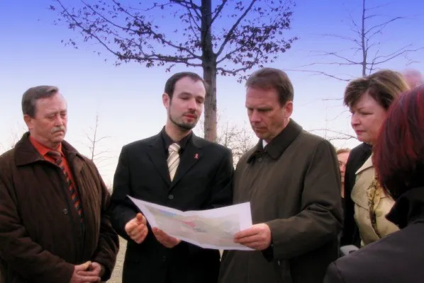 Bild: Ministerpräsident Dieter Althaus triff Themenpark Weltentor – Investoren