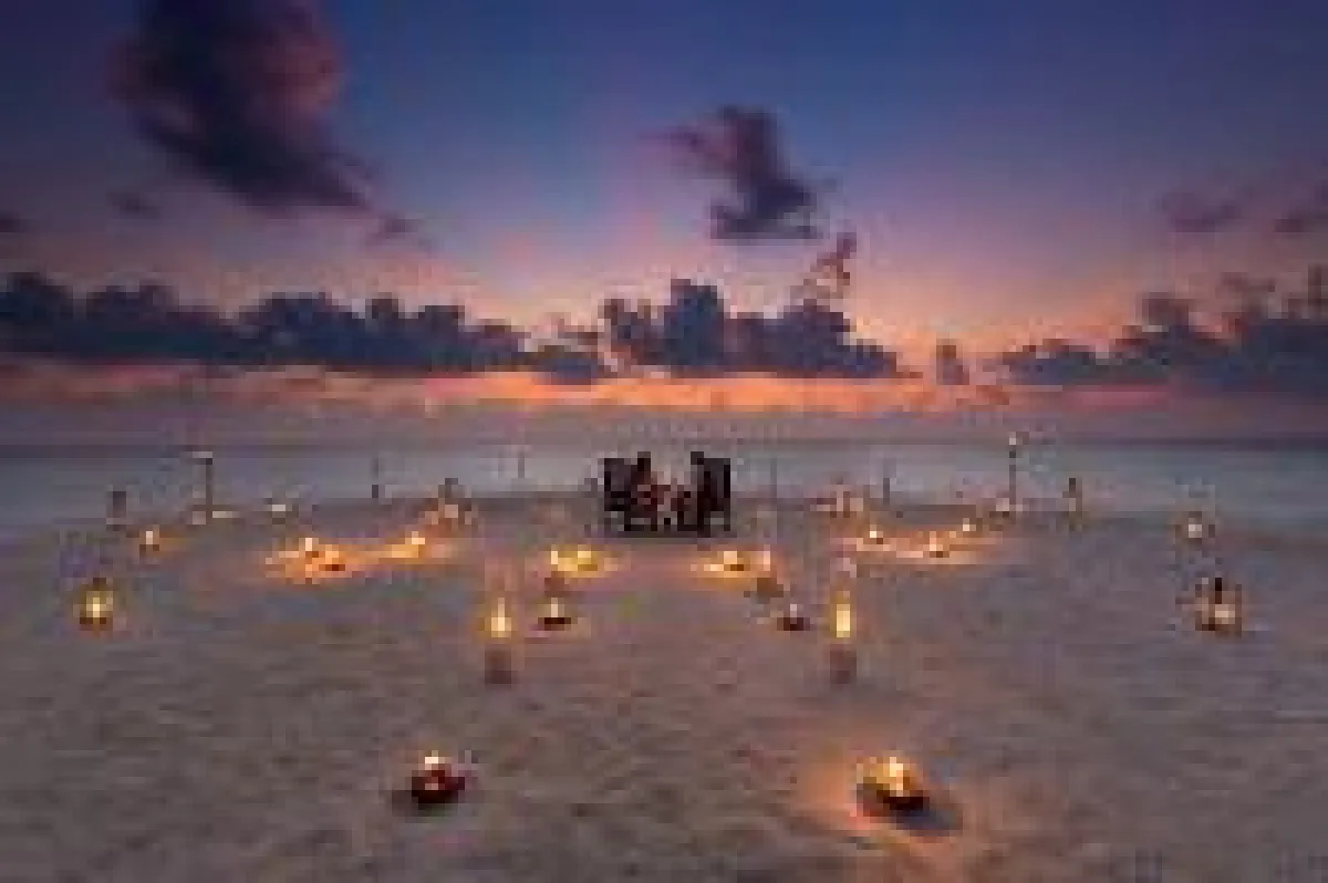 Romantik auf der Sandbank von Baros Maldives