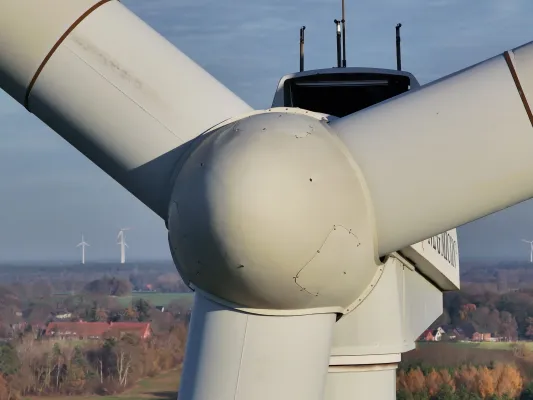 Bild: Digitalisierung der Windkraft: Luftling Drohnenfotografie startet neues Analyse-Portal