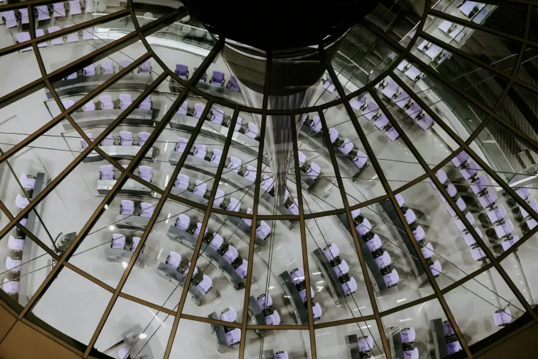Zollreform: Bundestag berät neue Befugnisse Bild: Zollreform: Bundestag berät neue Befugnisse